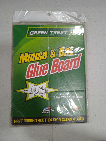 Rat trap glue board
