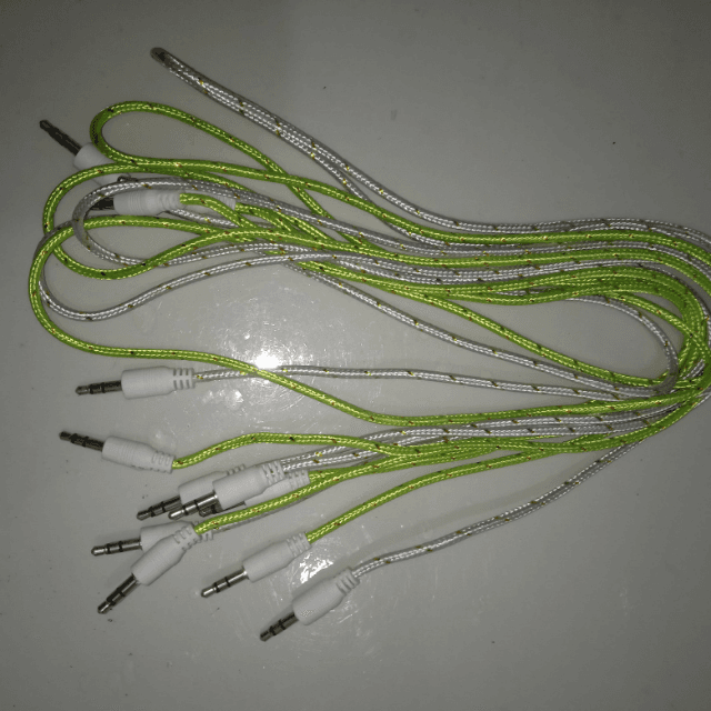 Aux cable audio shining