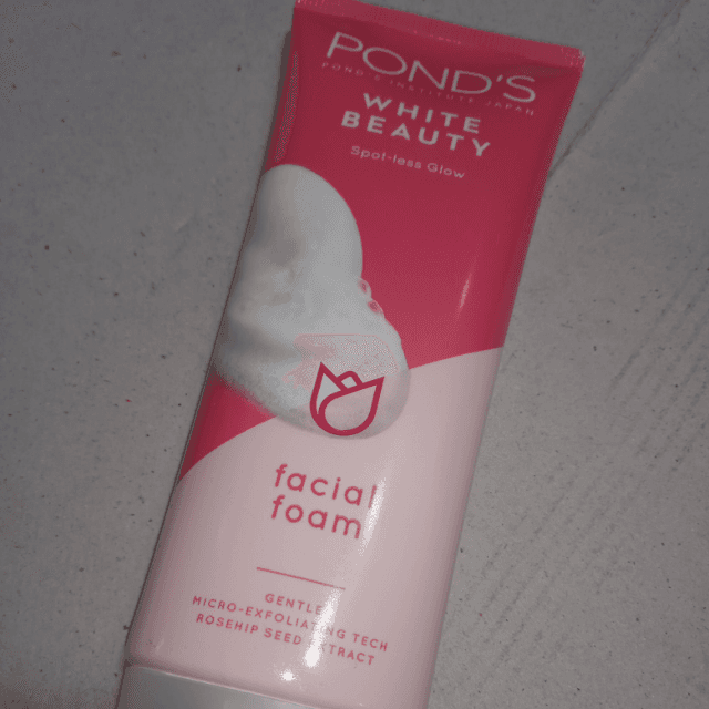 Ponds white beauty facial foam 100g